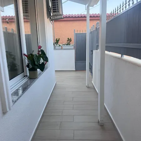 Apartman 6 Saranda