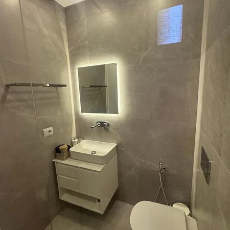 Apartman 6 Saranda