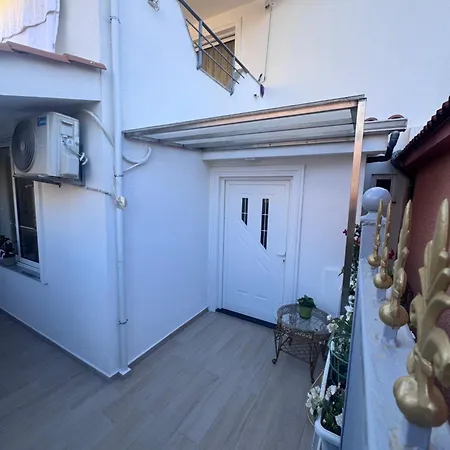 Apartman 6 *